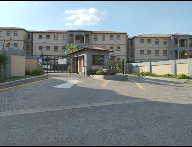 2 BEDROOM APARTMENT FOR SALE IN GOSFORTH PARK